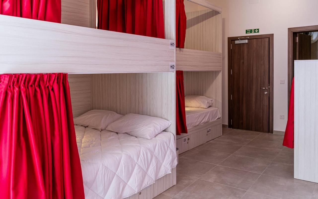 The Rose Hostel Saint Julian's Εξωτερικό φωτογραφία